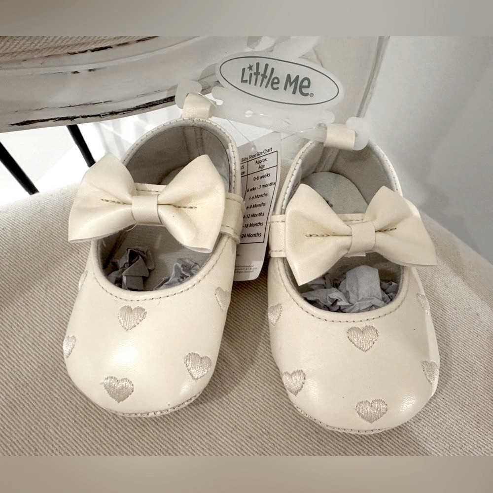 🎀 Baby 9~12 Mth Ivory~Cream Embroidered Heart with Bow dressy Shoes NWT